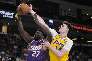 往伴随着激 往伴随着激