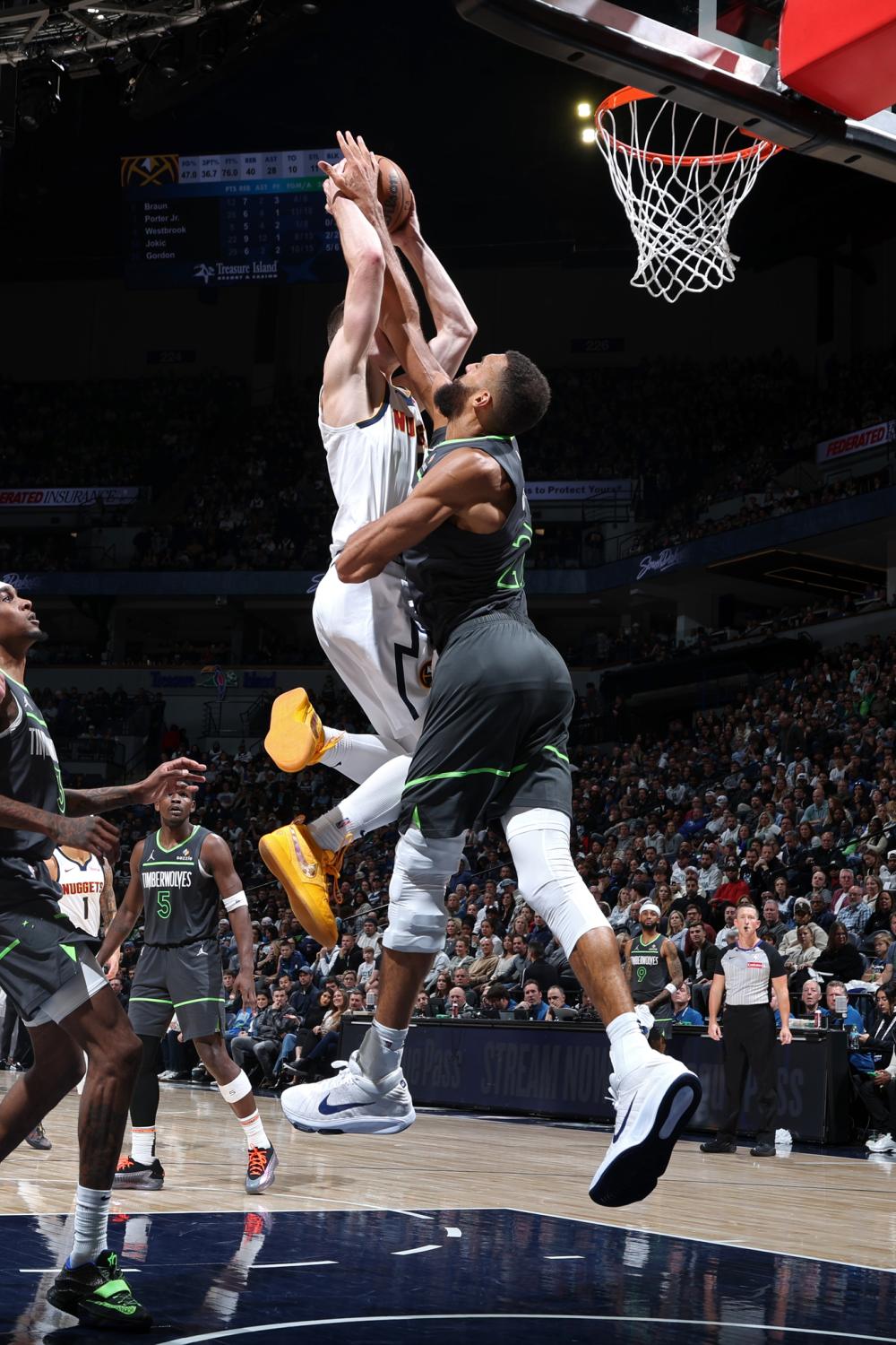 外界质疑声 外界质疑声