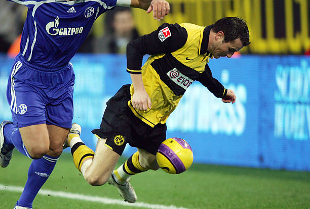 超10万英 超10万英