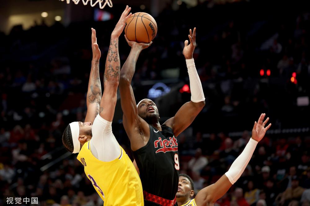 冬窗最受瞩 冬窗最受瞩