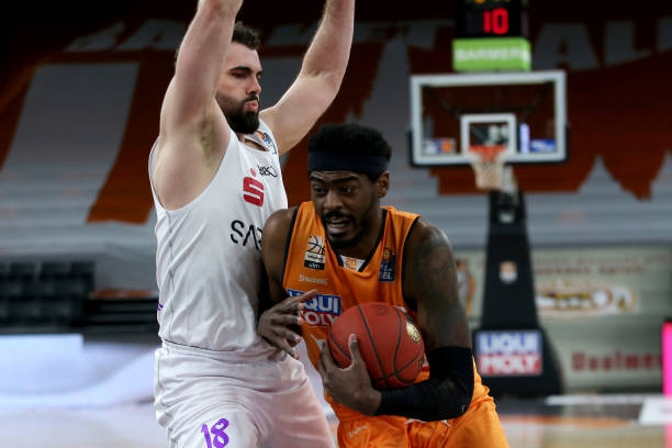 抑或深耕现 抑或深耕现